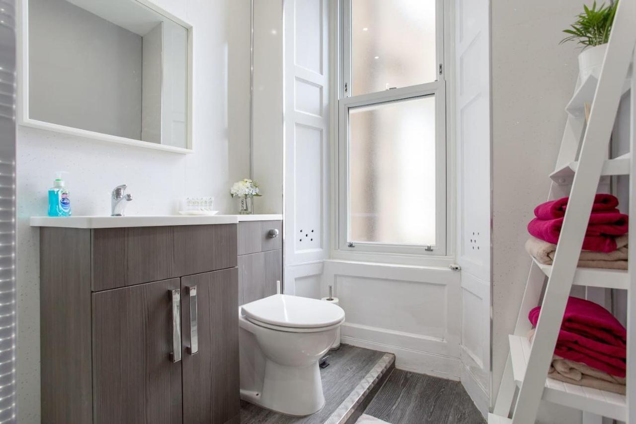 Stunning 2-Bed Apartment In Central Edinburgh Exterior photo